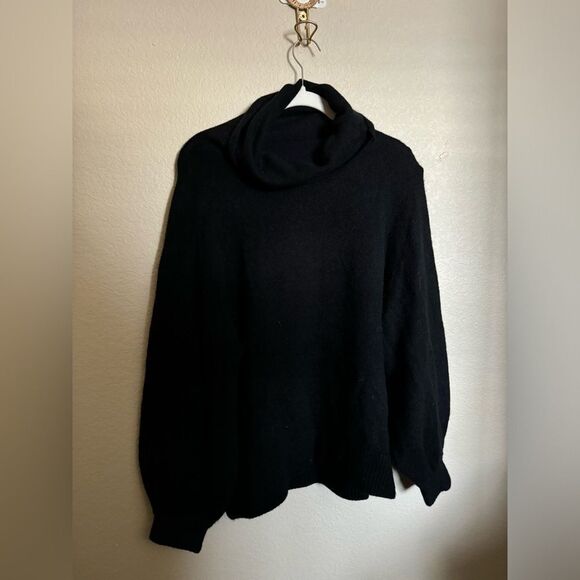 Aritzia The Group by Babaton Plutarch‎ Sweater Sz Medium in Black Turtleneck - Picture 4 of 9